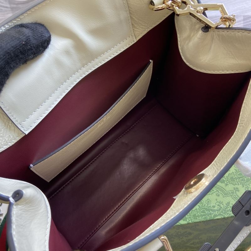 Gvc*1 tote bags